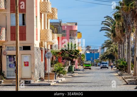 Sal Rei la città principale su Boa Vista, Capo Verde / Isole Cabo Verde Foto Stock