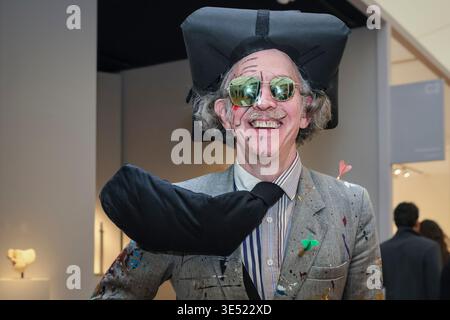 Martin Creed, artista britannico, compositore ed esecutore, vincitore del Turner Prize 2001, alla Frieze London Art Fair, Londra, Regno Unito Foto Stock