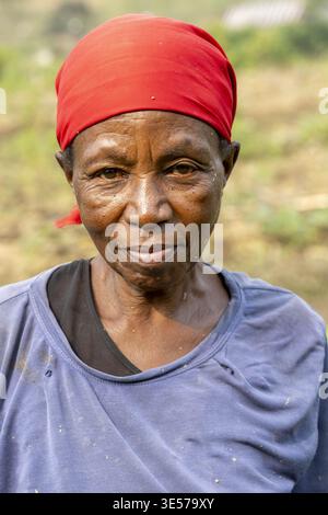 Ritratto di un contadino nel Ruanda occidentale Foto Stock