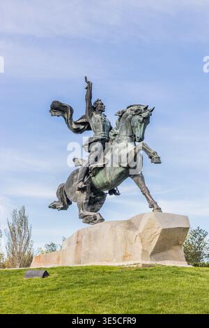 TIRASPOL, TRANSNISTRIA - 3 MAGGIO 2023: Monumento di Suvorov a Tiraspol, capitale della Transnistria Foto Stock