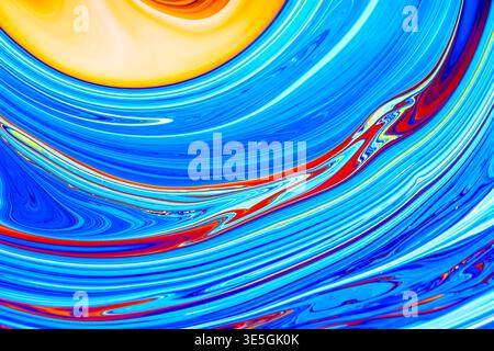 Primo piano su una bolla di sapone con forme astratte casuali e colori per lo sfondo Foto Stock