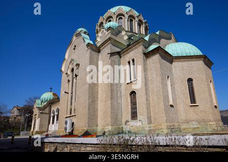 Veliko Tarnovo Bulgaria 13 marzo 2026. immagini generiche della città con varie attrazioni turistiche, strade ed edifici. Foto Stock