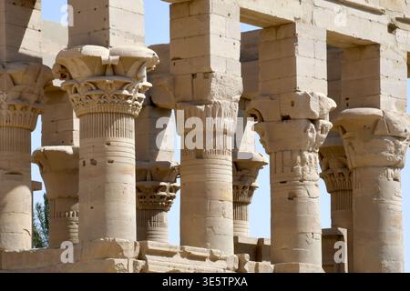 23 febbraio 2026, Assuan, Stati Uniti: Tempio di file sull'isola Agilika vicino Assuan. Il tempio fu ricostruito sull'isola dopo che fu parzialmente sommerso quando il lago Nasser fu creato dalla costruzione della diga di Assuan. (Credit Image: © Mark Hertzberg/ZUMA Press Wire) SOLO PER USO EDITORIALE! Non per USO commerciale! Foto Stock