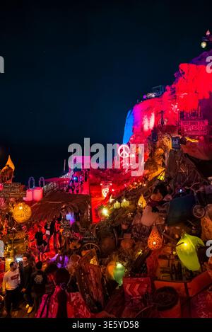 Farsha Mountain Lounge di notte a Sharm El Sheikh, Egitto Foto Stock