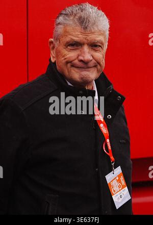 © Laurent Lairys/MAXPPP - Bernard Thevenet durante l'Adélie de Vitré 2026, UCI Europe Tour Cycling Race, Vitré - Vitré (174, 2 km) a Vitré, Francia - foto Laurent Lairys Vincent crediti: MAXPPP/Alamy Live News Foto Stock