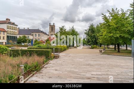 Impressione di Troyes, un comune e la capitale del dipartimento di Aube nella regione Grand Est della Francia nord-orientale. Foto Stock