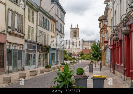 Impressione di Troyes, un comune e la capitale del dipartimento di Aube nella regione Grand Est della Francia nord-orientale. Foto Stock