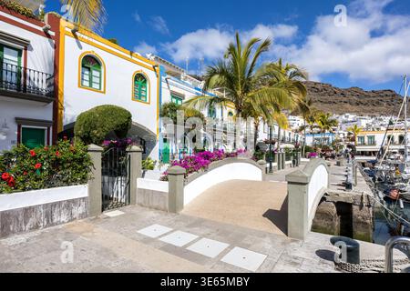 Isola di Gran Canaria case tipiche in Puerto de Mogan vacanza marina in viaggio in Spagna Foto Stock