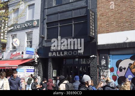 Londra, Regno Unito. 5 aprile 2026. Vista esterna diurna della sala da ballo elettrica, locale con musica dal vivo e nightclub di Camden. Credito: Vuk Valcic/Alamy Foto Stock