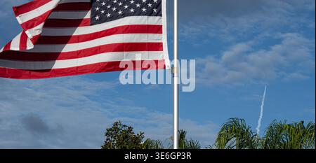 Lancio del razzo Artemis II, visto da un quartiere residenziale di Clermont, Florida. (USA) Foto Stock