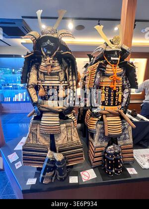 L'armatura samurai espone all'interno di una mostra all'interno di Kyoto, Giappone. Foto Stock