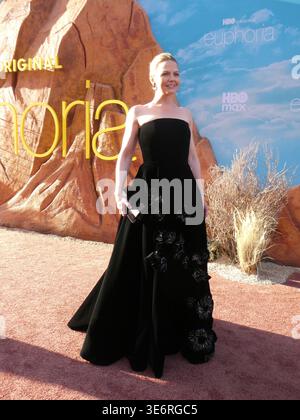 Los Angeles, California, USA 7 aprile 2026 l'attrice Jennifer Morrison partecipa alla premiere di Los Angeles di HBOÕs Euphoria stagione 3 al TCL Chinese Theatre il 7 aprile 2026 a Los Angeles, California, USA. Foto di Barry King/Alamy Live News Foto Stock