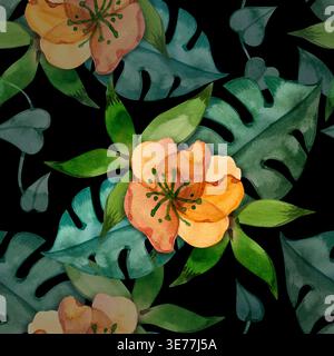 Acquerello disegnato a mano con motivo senza cuciture caratterizzato da vivaci fiori tropicali arancioni e lussureggianti foglie verdi di Monstera. Questa elegante texture botanica è Foto Stock