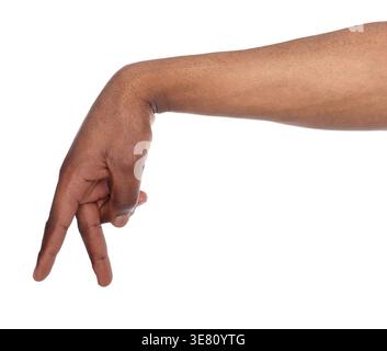 Mano di Black man che mostra due dita su sfondo bianco in studio Foto Stock