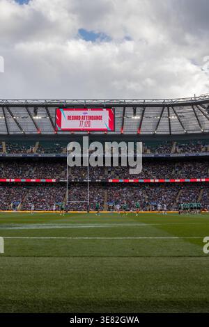 Londra, Regno Unito. 11 aprile 2026. LONDRA, INGHILTERRA - 11 APRILE: Record di presenze di 77.125 persone durante la partita delle sei Nazioni femminili tra Inghilterra e Irlanda al Den l'11 aprile 2026 a Londra, Inghilterra. (Foto di Claire Jeffrey/Sports Press Photo) credito: SPP Sport Press Photo. /Alamy Live News Foto Stock