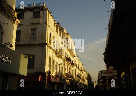 Tunisi (Governatorato di Tunisi), Tunisia: Rue Charles de Gaulle Foto Stock