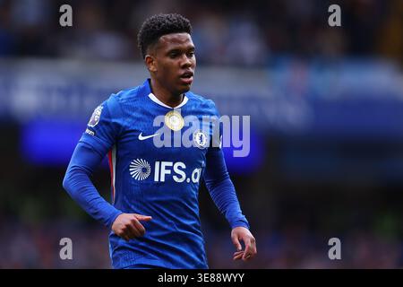 Londra, Regno Unito. 12 aprile 2026. Estevao del Chelsea durante la partita Chelsea vs Manchester City Premier League allo Stamford Bridge di Londra. Il credito per immagini dovrebbe essere: Paul Terry/Sportimage Credit: Sportimage Ltd/Alamy Live News Foto Stock