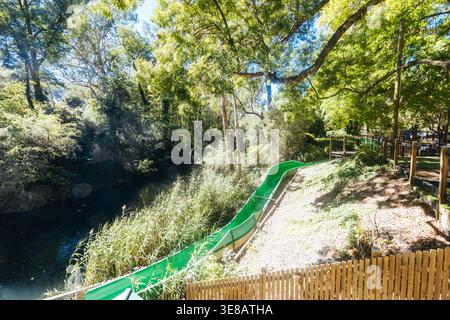Passeggiata nel Bright Canyon in Australia Foto Stock