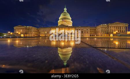 Campidoglio DEGLI STATI UNITI al tramonto, Washington DC, USA. Panorama grande. Foto Stock