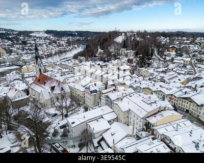 vista aerea della città di bad toelz in inverno baviera germania Foto Stock