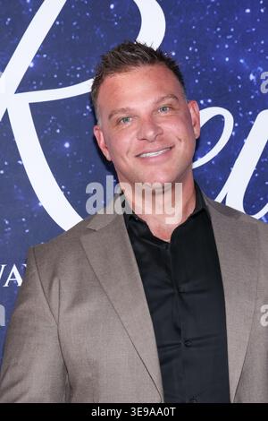 Hollywood, California, Stati Uniti. 16 aprile 2026. Gary Heald partecipa alla prima di Los Angeles di "Reunion" al Madame Tussauds il 16 aprile 2026 a Hollywood, California. Crediti: Sheri Determan/Alamy Live News Foto Stock