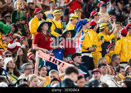HONG KONG, Cina - 18 APRILE: I tifosi australiani festeggiano la loro squadra con una meta durante l'Hong Kong Sevens 2026 allo stadio sportivo Kai Tak il 18 aprile 2026 a Hong Kong, Cina (foto di Jack ng/Alamy Live News) Foto Stock