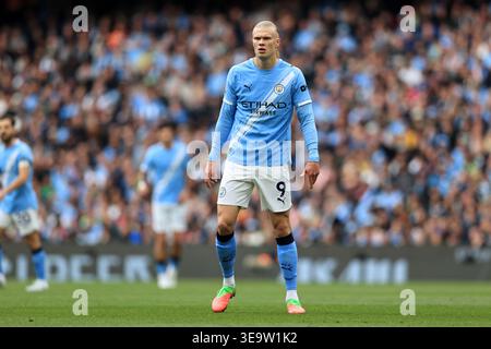 Etihad Stadium, Manchester, Lancashire, Regno Unito. 19 aprile 2026. Premier League Football, Manchester City contro Arsenal ; Erling Haaland di Manchester City crediti: Action Plus Sports/Alamy Live News Foto Stock