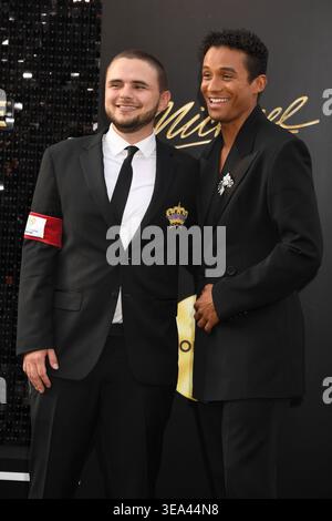 Hollywood, ca. 20 aprile 2026. Prince Jackson e Jaafar Jackson alla prima di Michael il 20 aprile 2026 al TCL Chinese Theatre di Hollywood, California. Crediti: Jeffrey Mayer/Media Punch/Alamy Live News Foto Stock