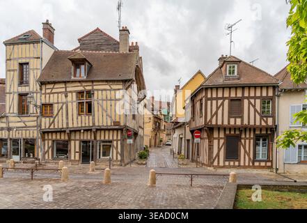 Impressione di Troyes, un comune e la capitale del dipartimento di Aube nella regione Grand Est della Francia nord-orientale. Foto Stock