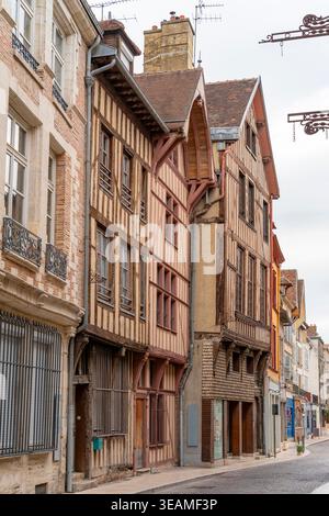 Impressione di Troyes, un comune e la capitale del dipartimento di Aube nella regione Grand Est della Francia nord-orientale. Foto Stock