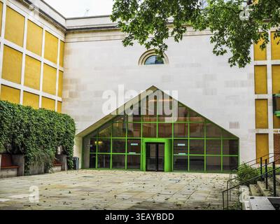 High Dynamic Range HDR Clore Gallery presso Tate Britain a Londra, Regno Unito Foto Stock