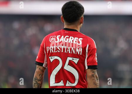 Lisbona, Portogallo. 25 aprile 2026. Gianluca Prestianni della SL Benfica durante la Liga Portugal Betclic match tra SL Benfica e Moreirense FC giocato allo Sport Lisboa e Benfica Stadium il 25 aprile 2026 a Lisbona, Portogallo. (Foto di Pedro Reis/PRESSINPHOTO) credito: PRESSINPHOTO SPORTS AGENCY/Alamy Live News Foto Stock