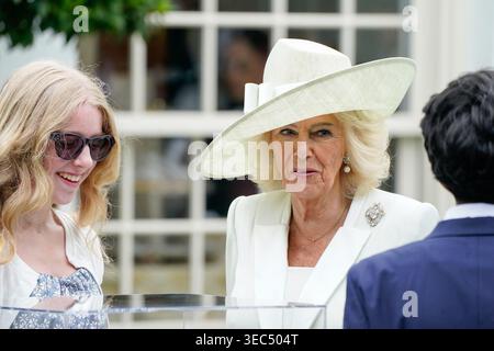 WASHINGTON, DC - APRILE 28: La regina Camilla del Regno Unito partecipa a un evento con gli studenti martedì 28 aprile 2026 alla Casa Bianca di Washington, D.C. credito: Maxine Wallace / Pool via CNP Foto Stock
