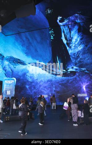 Digital Exhibition all'Outernet di Londra, aprile 2026 Foto Stock