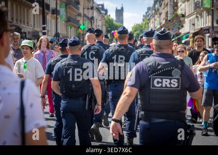 Il CRS è in una dimostrazione parigina Foto Stock