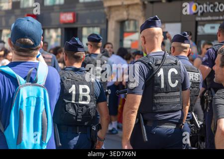 Il CRS è in una dimostrazione parigina Foto Stock