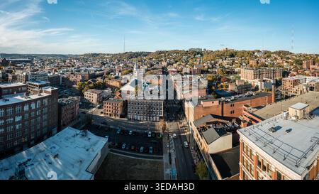 Vista aerea del quartiere Over-the-Rhine a Cincinnati, Ohio Foto Stock