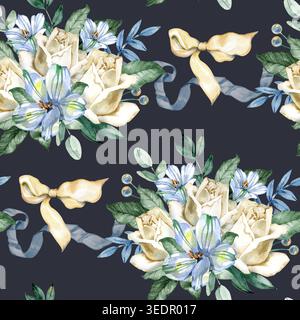 Motivo acquerello senza cuciture con eleganti mazzi di rose crema e gigli blu, intrecciati con nastri di seta e vegetazione lussureggiante. Delicata tirata a mano Foto Stock