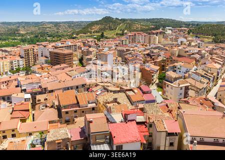 Vista aerea del centro storico di Alcaniz, Spagna Foto Stock