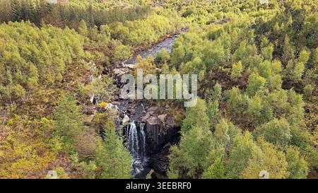 Cascate Vittoria Slattadale Wester Ross Scozia e il fiume Abhainn Garbhaigand in primavera Foto Stock