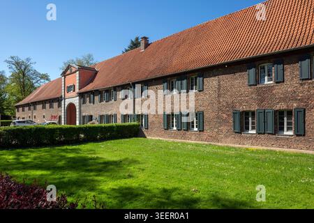 Germania, Meerbusch, Reno, basso Reno, Renania, Renania settentrionale-Vestfalia, NRW, Meerbusch-Buederich, House Meer, maniero, l'Aermyard, ex monastero premonstratense e castello della famiglia von der Leyen, l'immagine mostra il portone Foto Stock