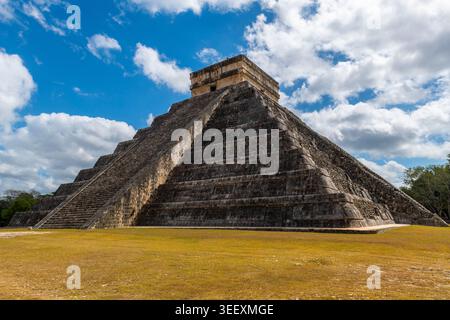 Kukulkan Pyramid, Chichen Itza, Yucatan, Messico. Foto Stock