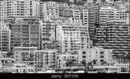 Paesaggio urbano di Monaco caratterizzato da fitti edifici residenziali Foto Stock