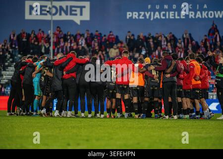 Giocatori di Jagiellonia visti durante PKO BP Ekstraklasa - partita 31 stagione 25/26 partita tra squadre di Rakow Czestochowa e Jagiellonia Bialystok (Ka Foto Stock