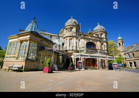 Regno Unito, Derbyshire, Peak District, Buxton, Opera House and Conservatory. Foto Stock