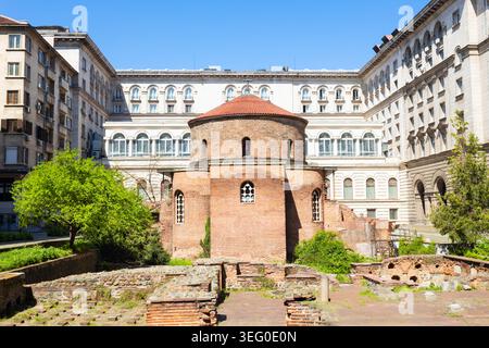 La Chiesa di San Giorgio nel centro di Sofia. Sofia è la capitale e la città più grande della Bulgaria. Foto Stock