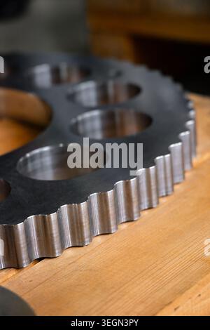 Primo piano del componente per ingranaggi in metallo industriale di precisione Foto Stock