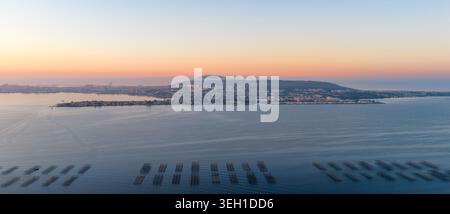 Alba sul Mont Saint Clair a Sète, Occitanie, Francia Foto Stock