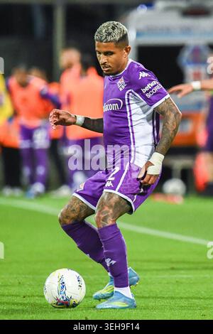 IPA85002864 - Domilson Cordeiro Dos Santos Dodo (Fiorentina) durante ACF Fiorentina vs Atalanta BC, partita di calcio italiano di serie A A Firenze, 22 maggio 2026 Foto Stock