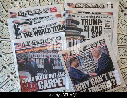 Il titolo del giornale New York Post copre lo storico Trump XI Summit in Cina, New York City, USA , maggio 2026 Foto Stock